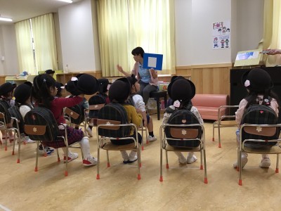 話を聞く